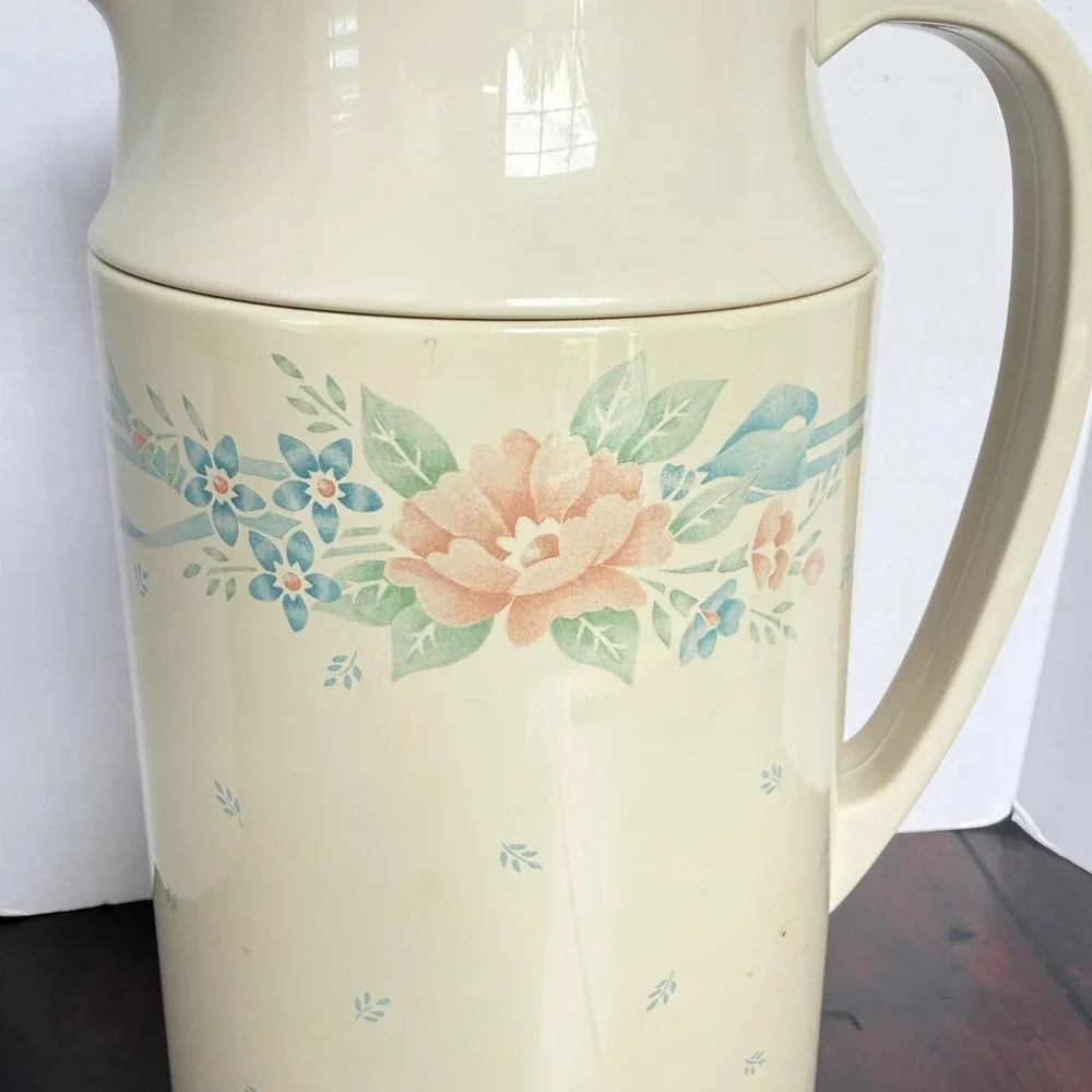 Vintage Crown Corning Thermique 1QT Thermal Carafe Meadow Floral Almond Symphony